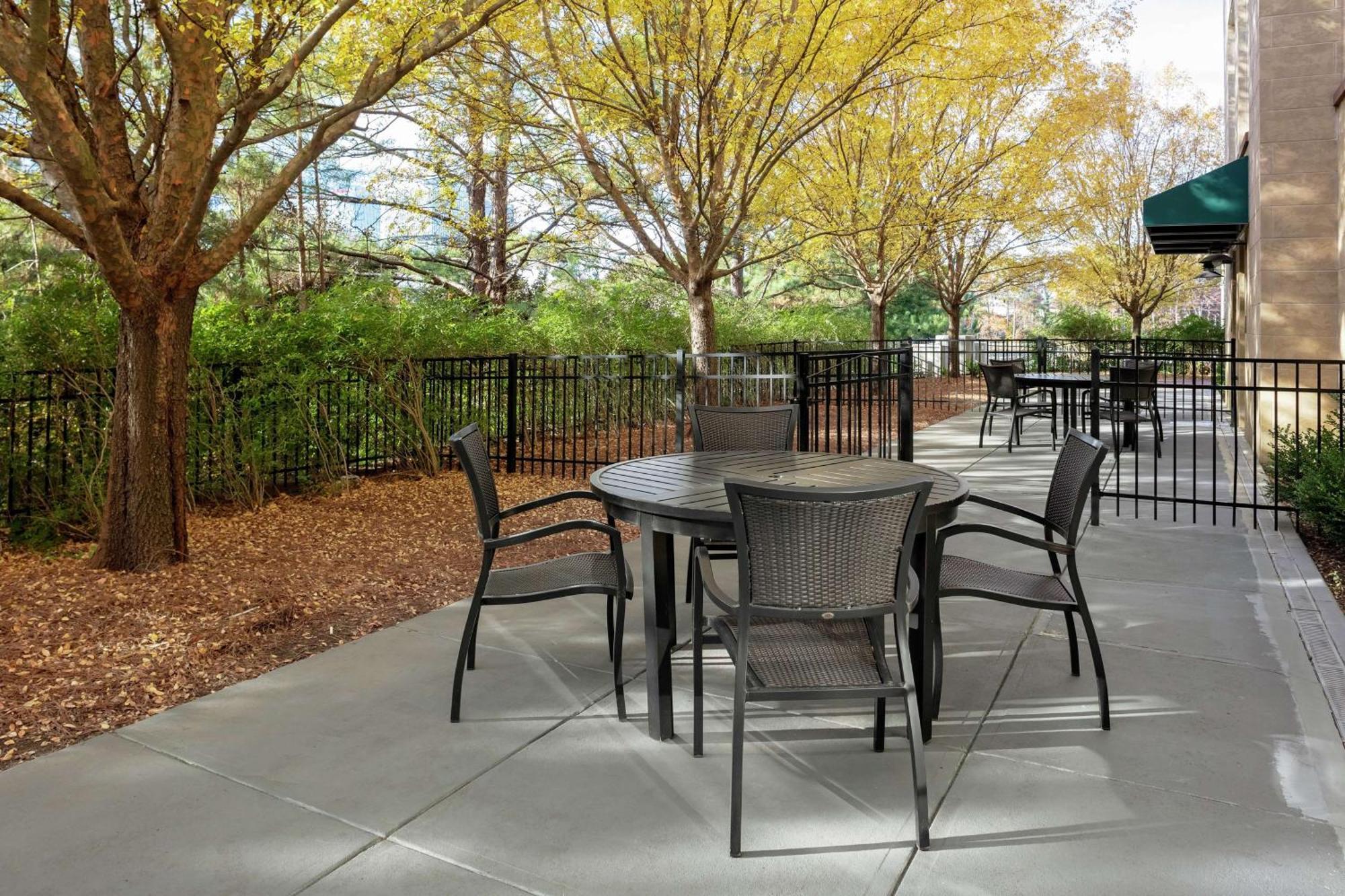 Hilton Garden Inn Atlanta Perimeter Center Dunwoody Zewnętrze zdjęcie